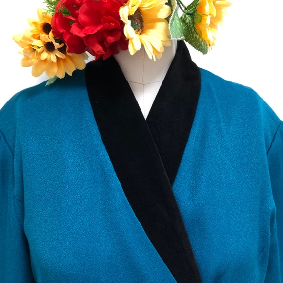 Double-breasted Teal Dress with Black Velvet Trim - Picture 3 of 16